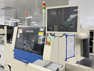 淺談SMT貼片加工中的紅膠工藝(圖1) SMT貼片加工紅膠工藝.jpg